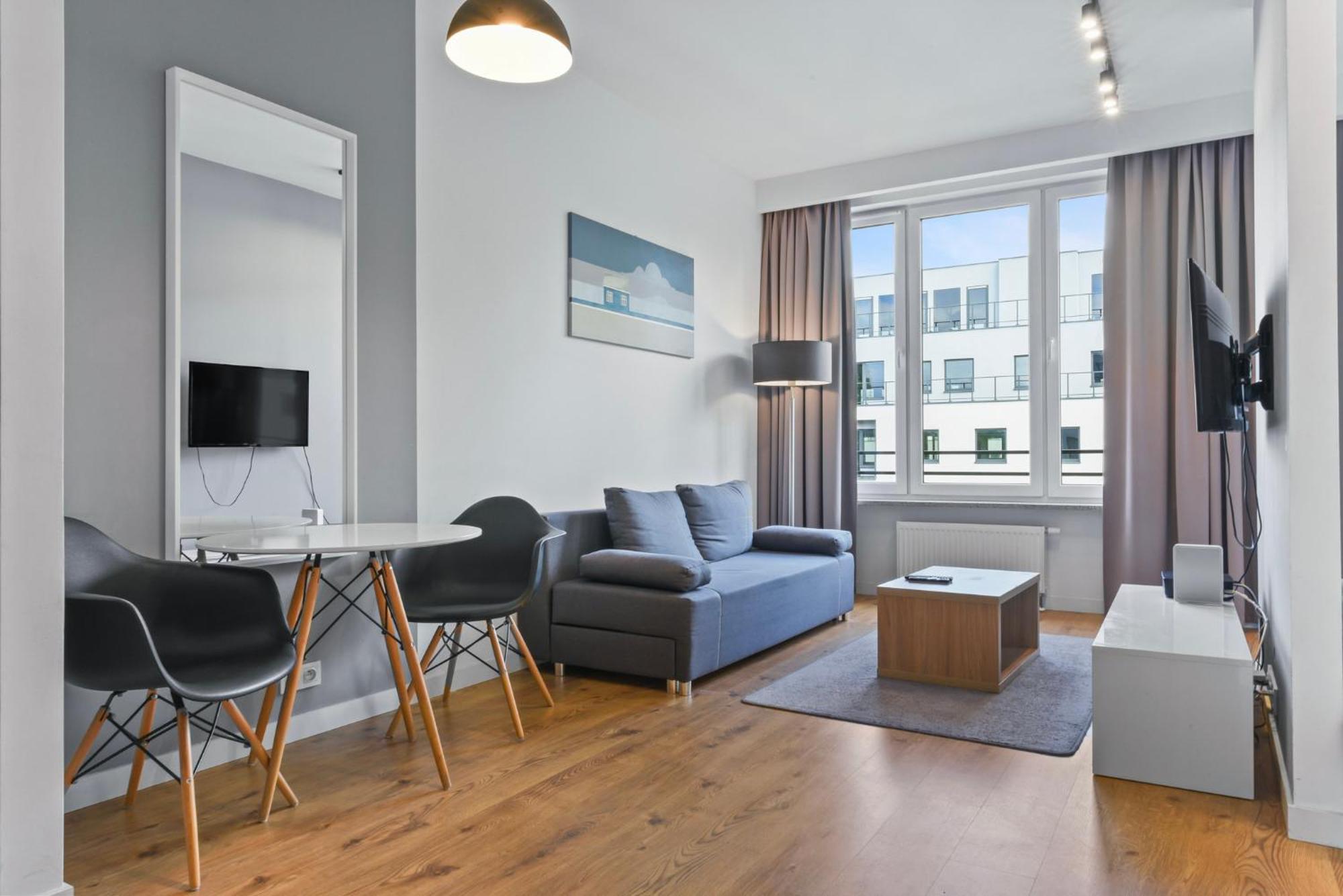 Rentplanet - Apartament Slawinska Varsovia Exterior foto